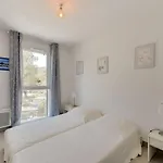 79 Bay-2 By Interhome